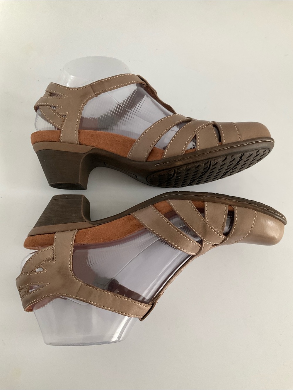 Rockport Cobb Hill Collection Women 7 Taupe T-Strap Low Heel Sandals NEW in Box - Picture 6 of 12